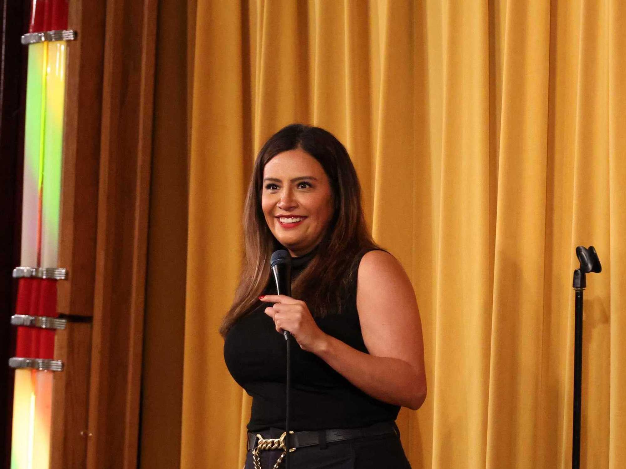 Cristela Alonzo comedian