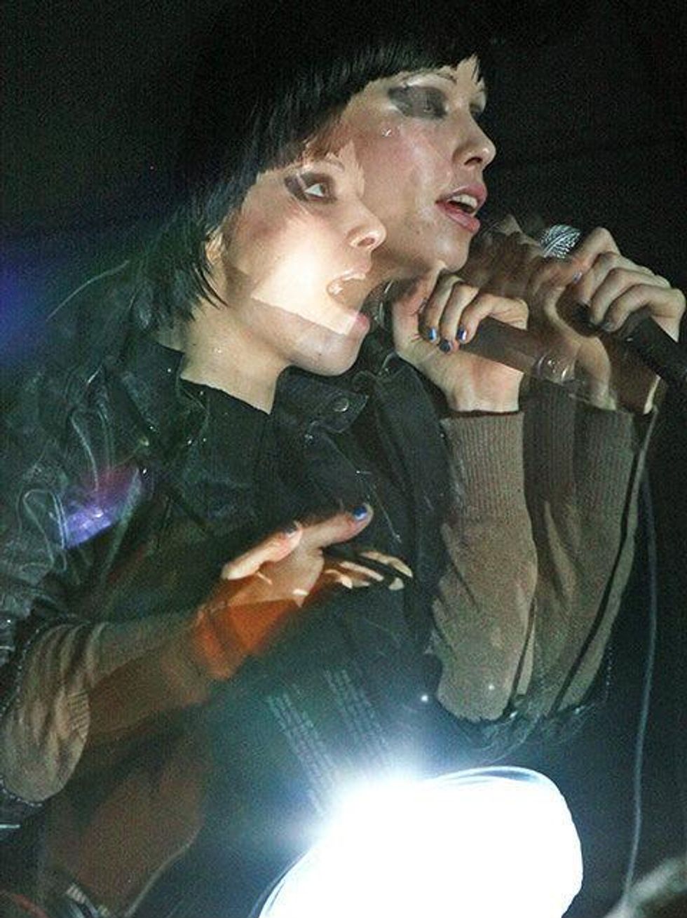 Crystal_Castles_Shelley_Hiam