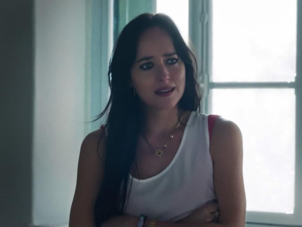 Dakota Johnson In The Lost Daughter Culturemap Austin 