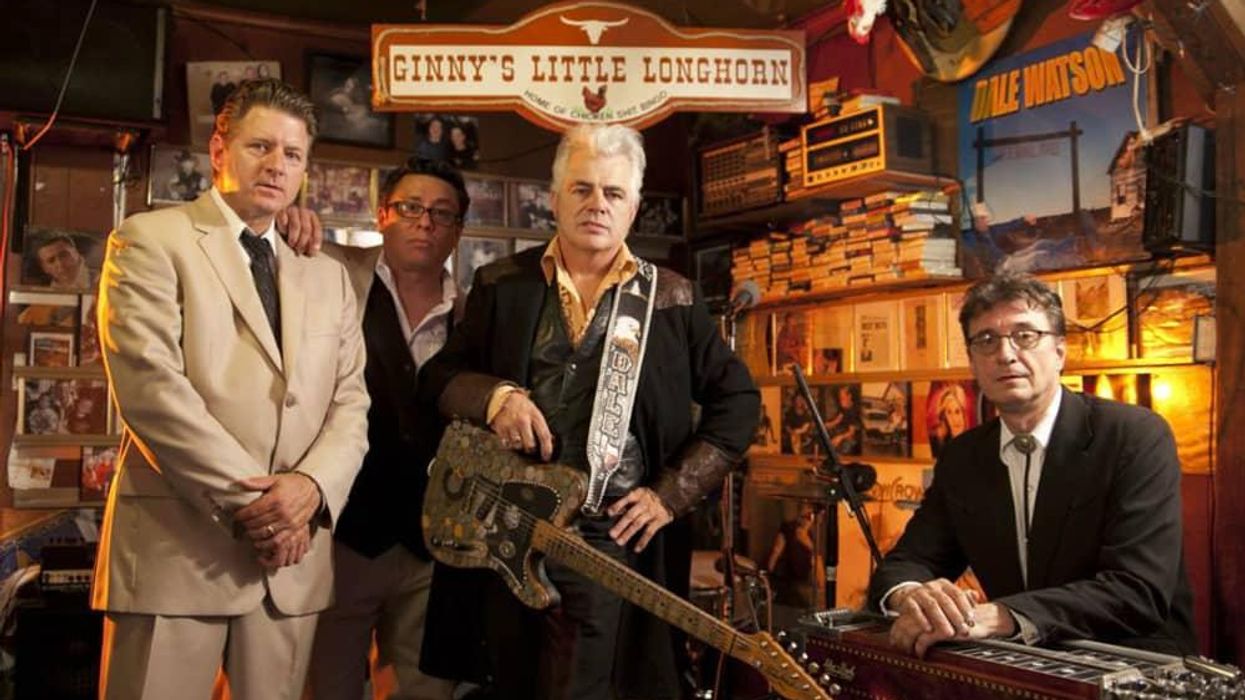 Dale Watson at Ginny's Little Longhorn