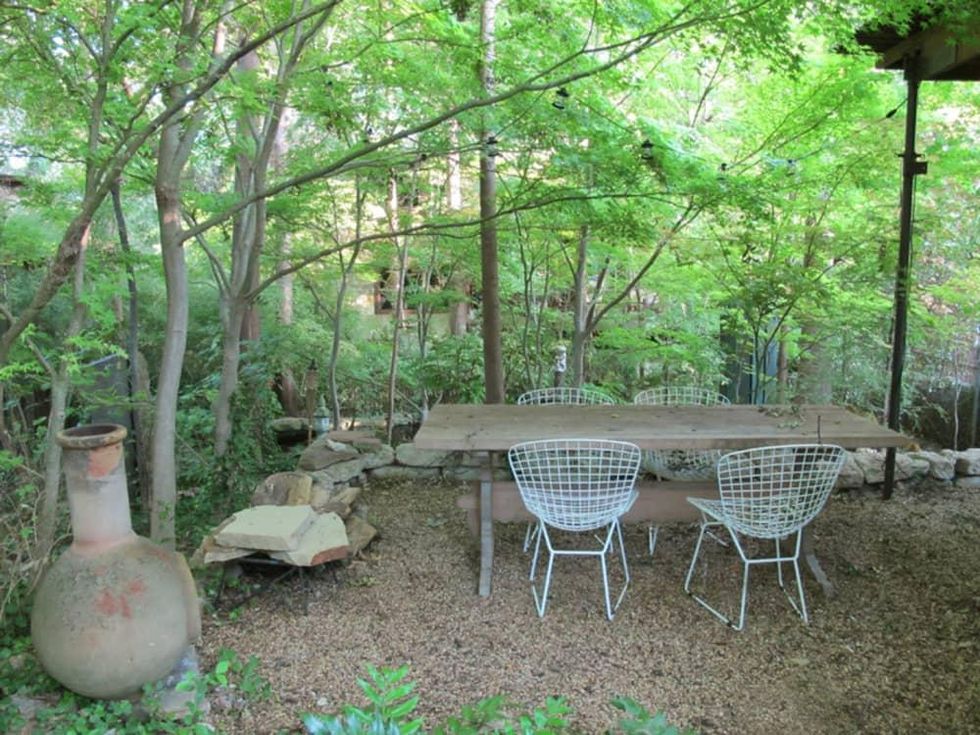 Dallas Airbnb treehouse