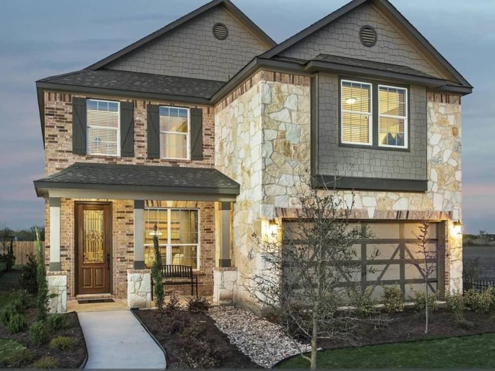 Del Valle starter home for sale Austin