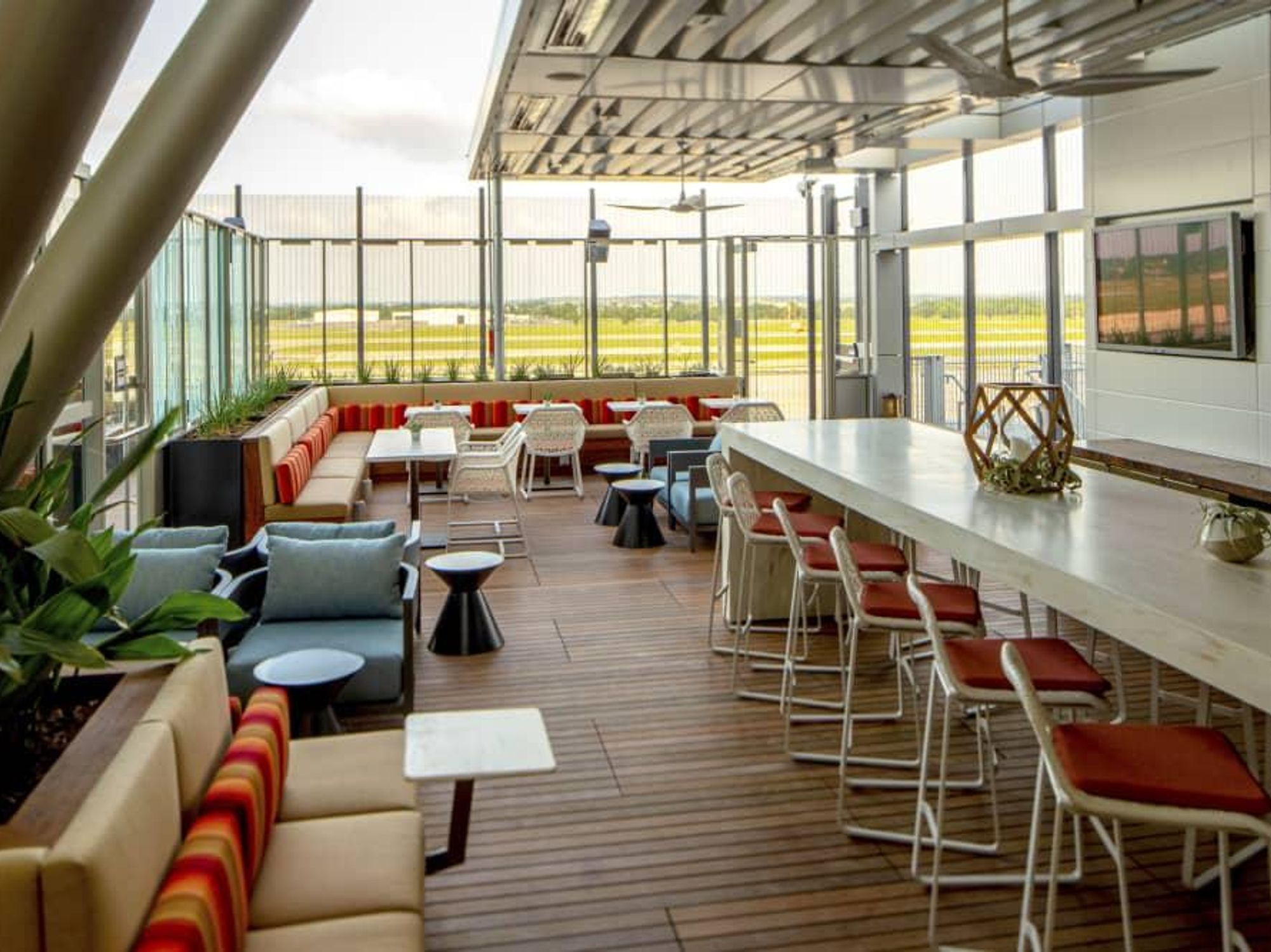 Delta lounge austin bergstrom international airport