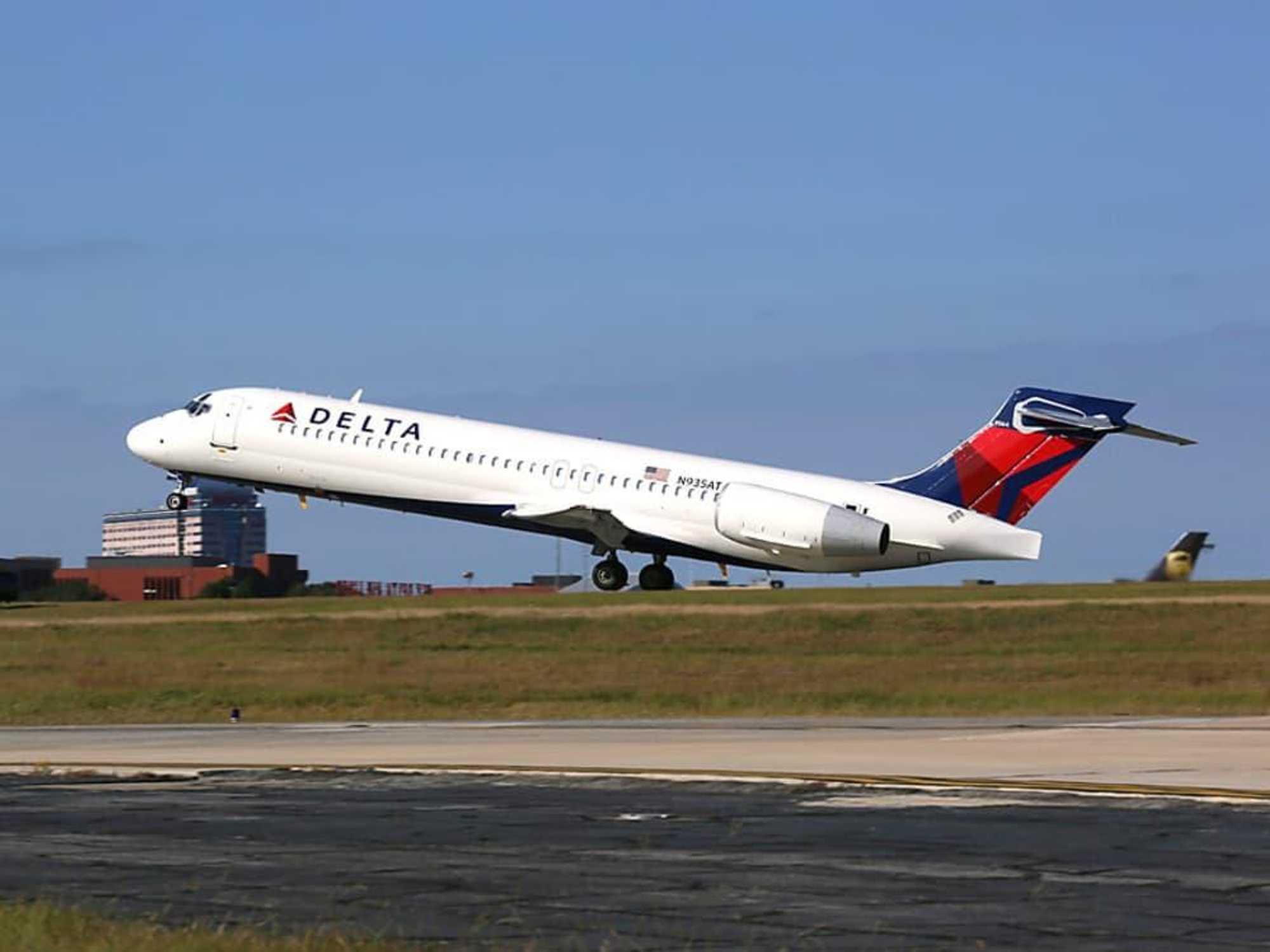 Delta plane