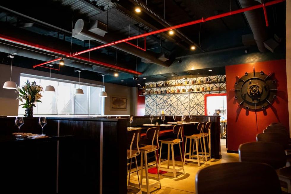 District Kitchen North dining room 3