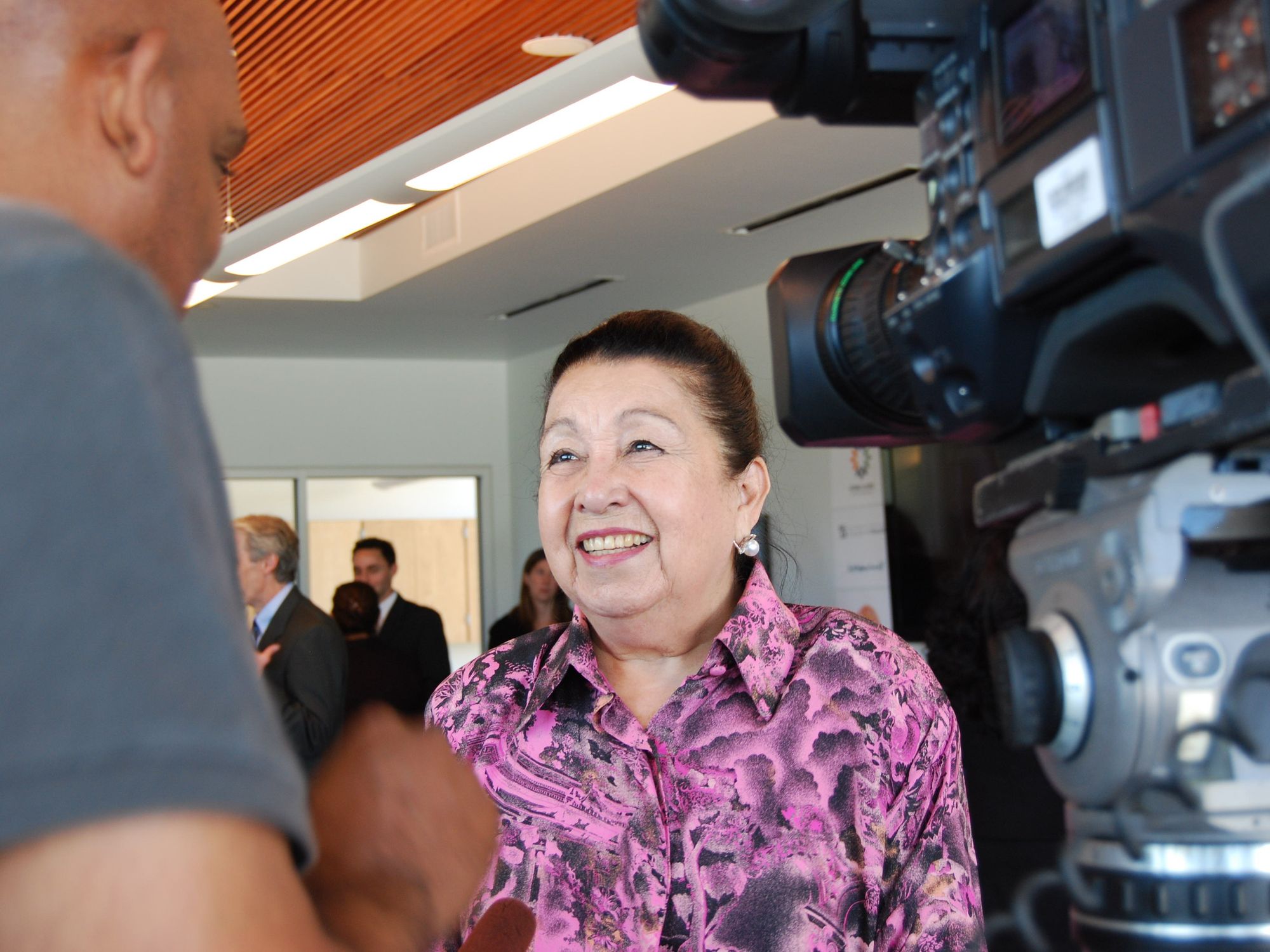 Dr. Teresa Lozano Long