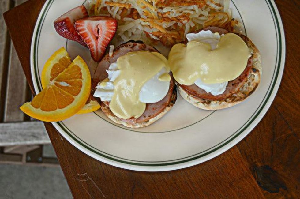 Eggs Benedict at Monument Cafe Georgetown