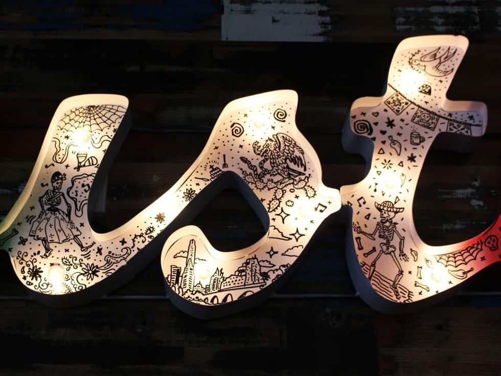 El Burro Tex Mex and Bar restaurant Austin sign