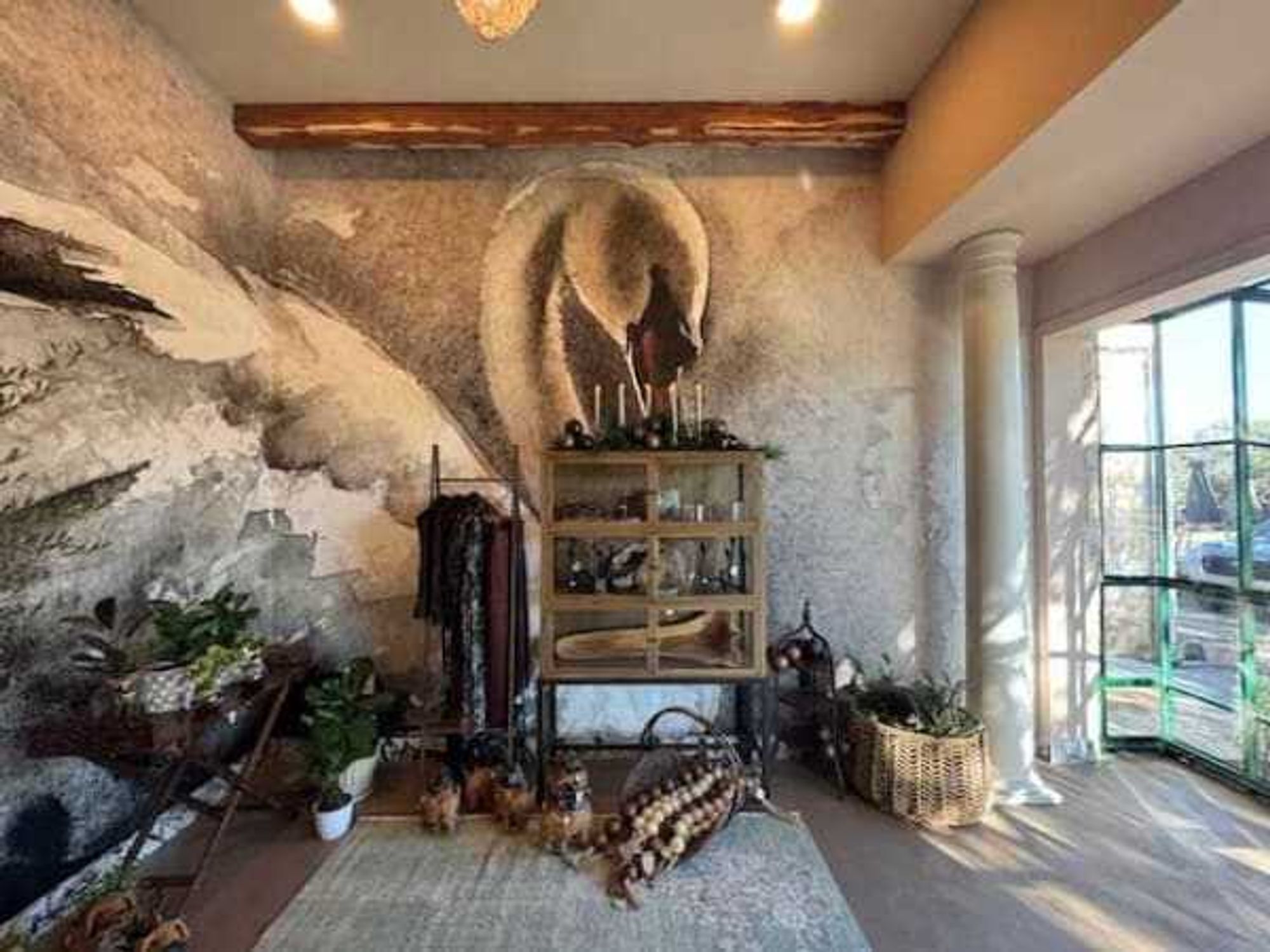 Éscolática Floral Atelier entryway.