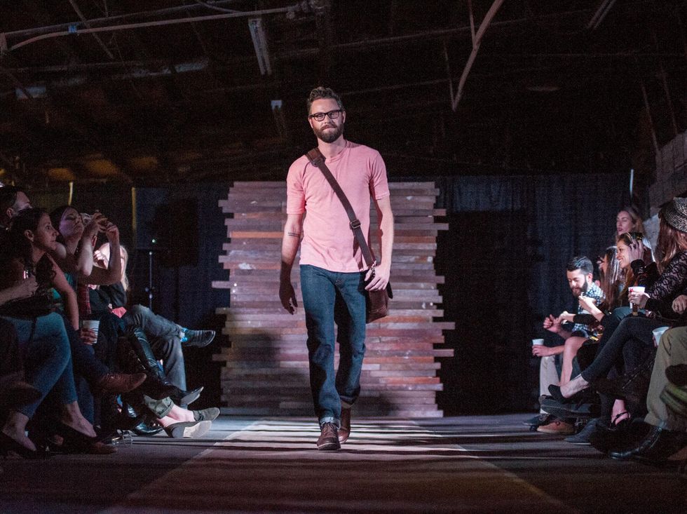 Essential Oliver Fashion Show in Austin 3398