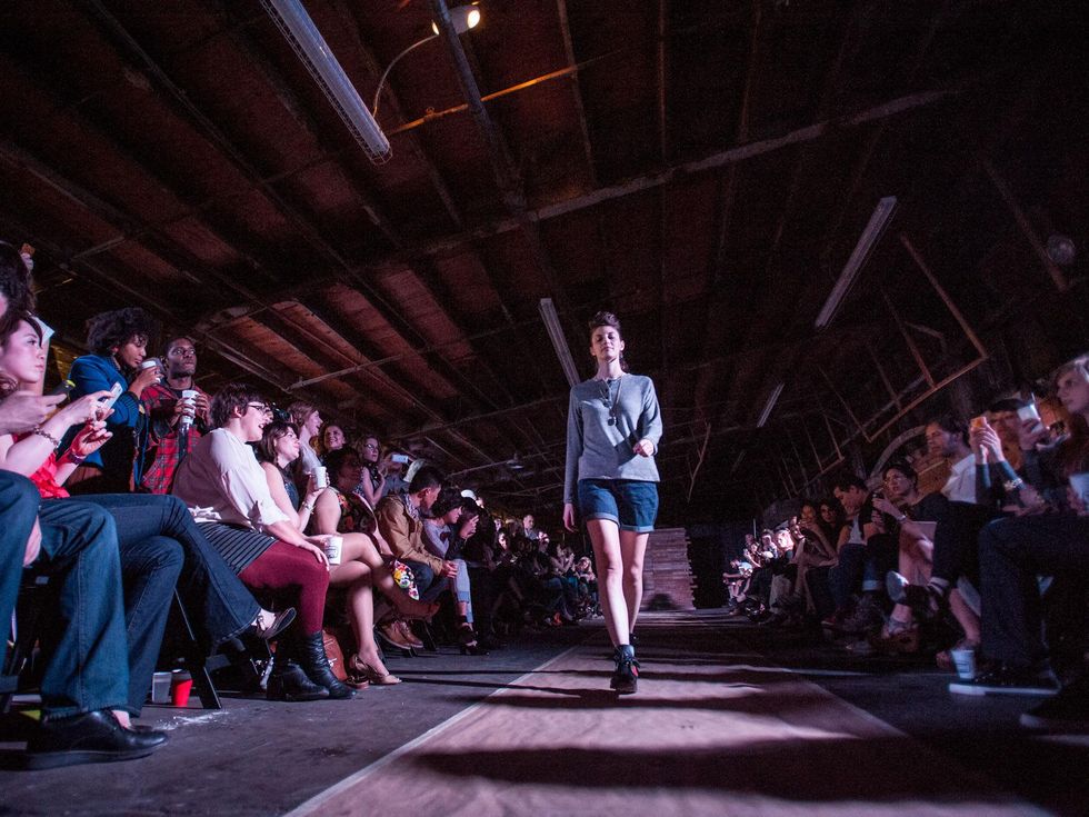 Essential Oliver Fashion Show in Austin 3429