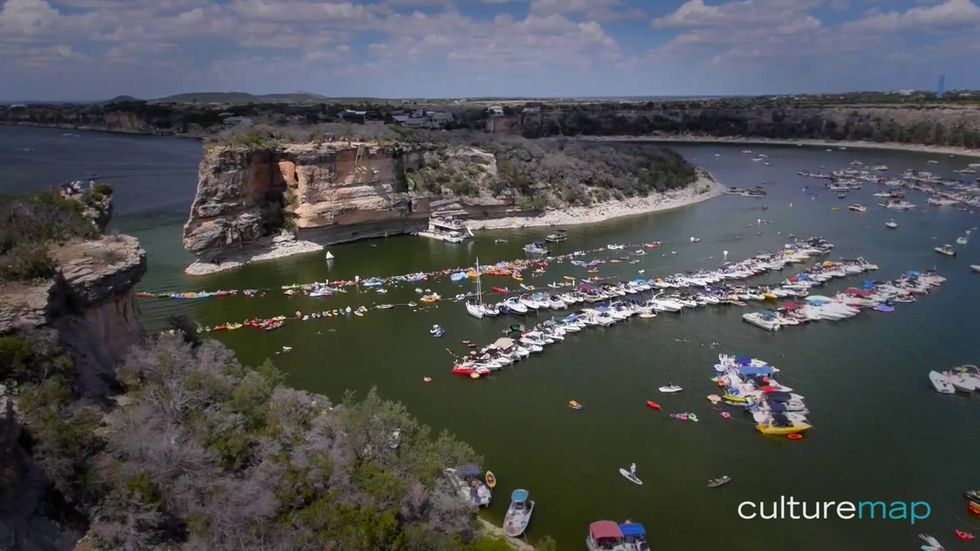 Watch these daring divers pull off big stunts at famous Texas cliffs