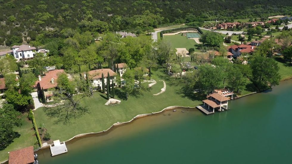 Incredible Lake Austin estate spans 3 homes and almost 500 feet of waterfront