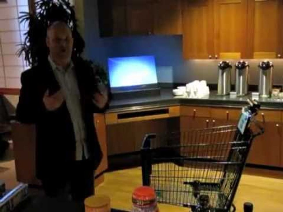 Smart Shopping: Smarter Carts to be tested at Whole Foods in April; robottakeover to follow