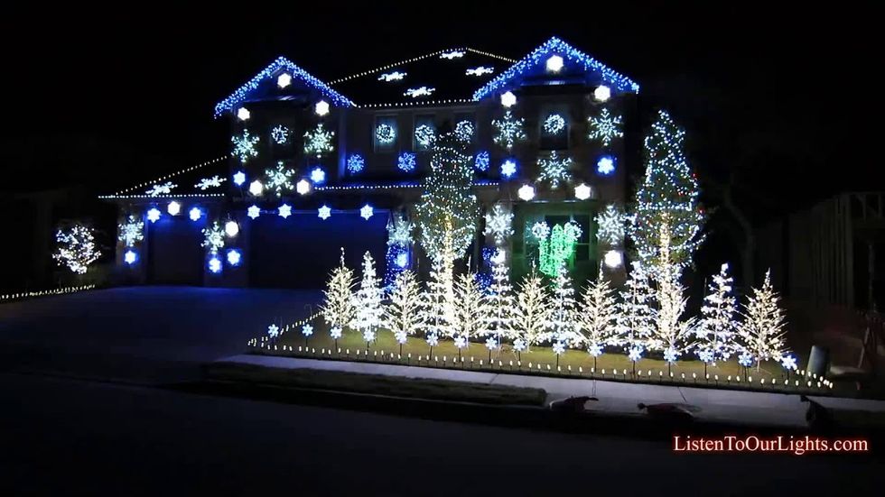 Christmas lights go ‘Gangnam Style’ at Cedar Park home