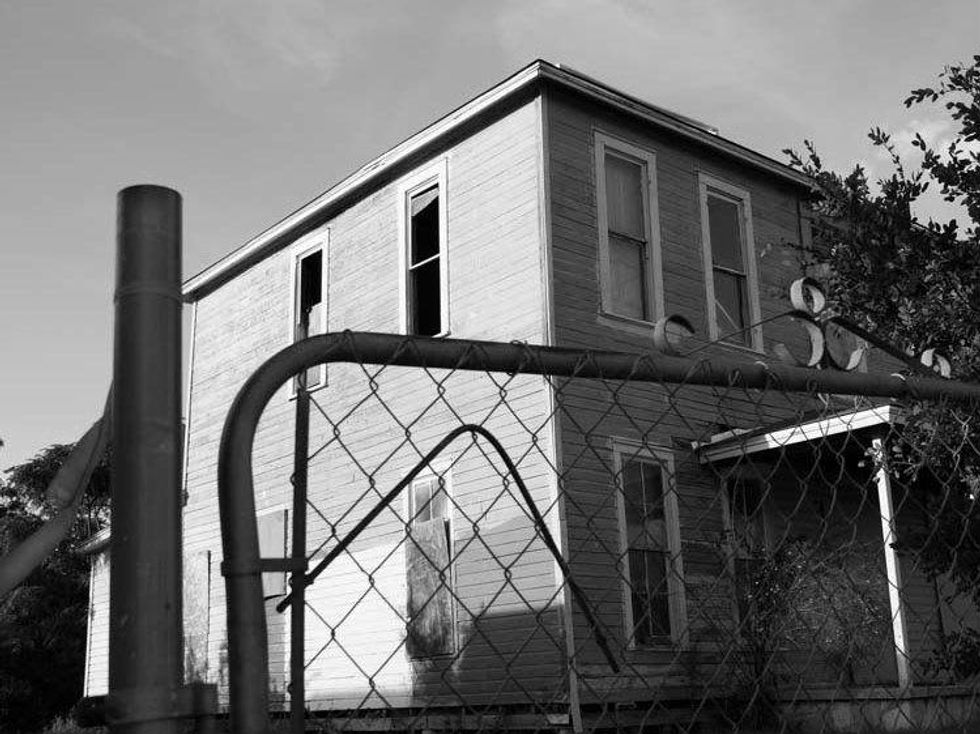 Facing_East_Cindy_September_2013