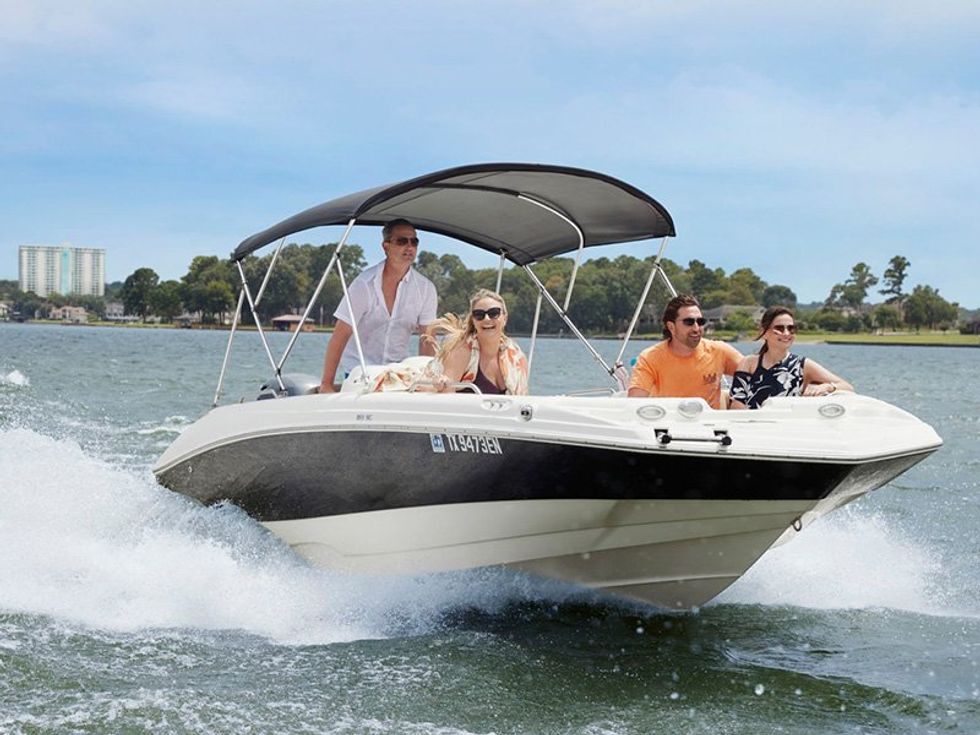 Family boating on Lake Conroe