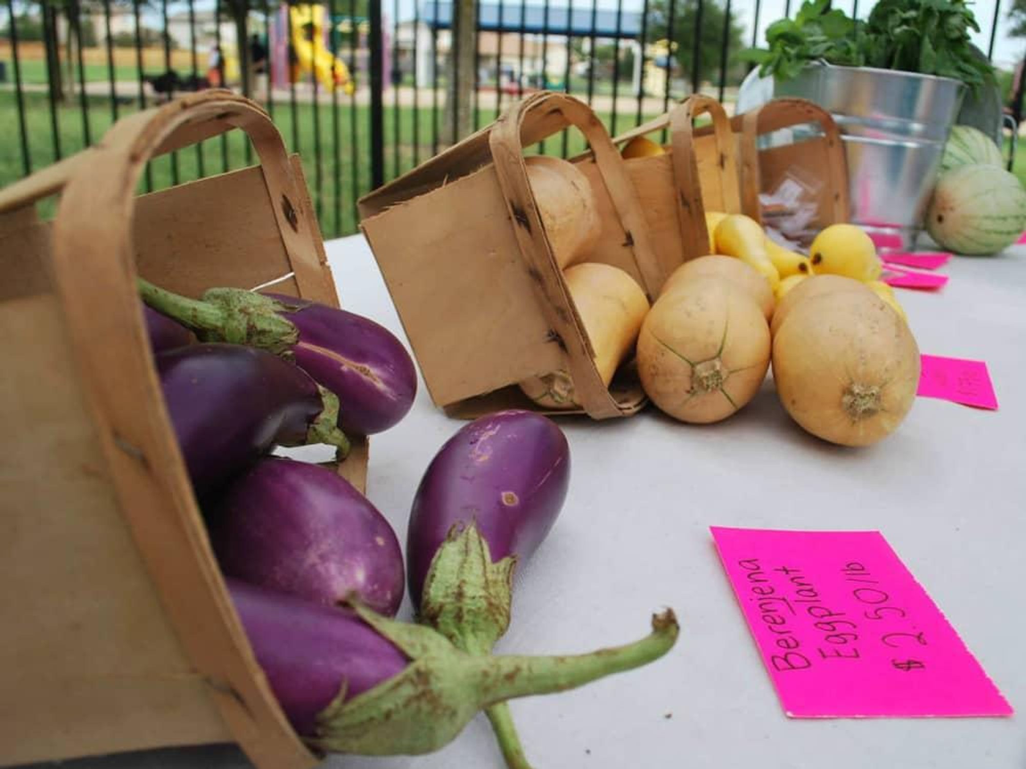 Farmshare Austin mobile market produce vegetables