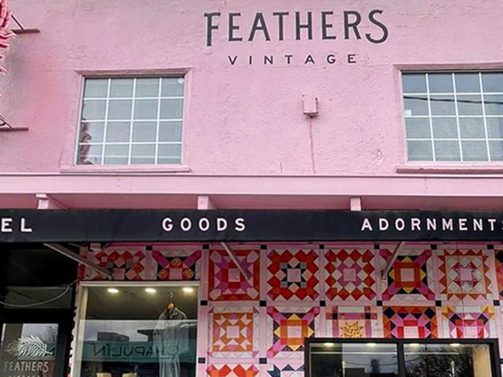 Feathers Vintage