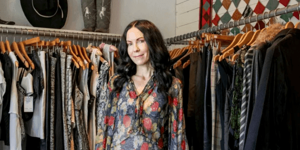 Магазин винтажной одежды Feathers Vintage торжественно открылся после масштабной реконструкции на South Congress