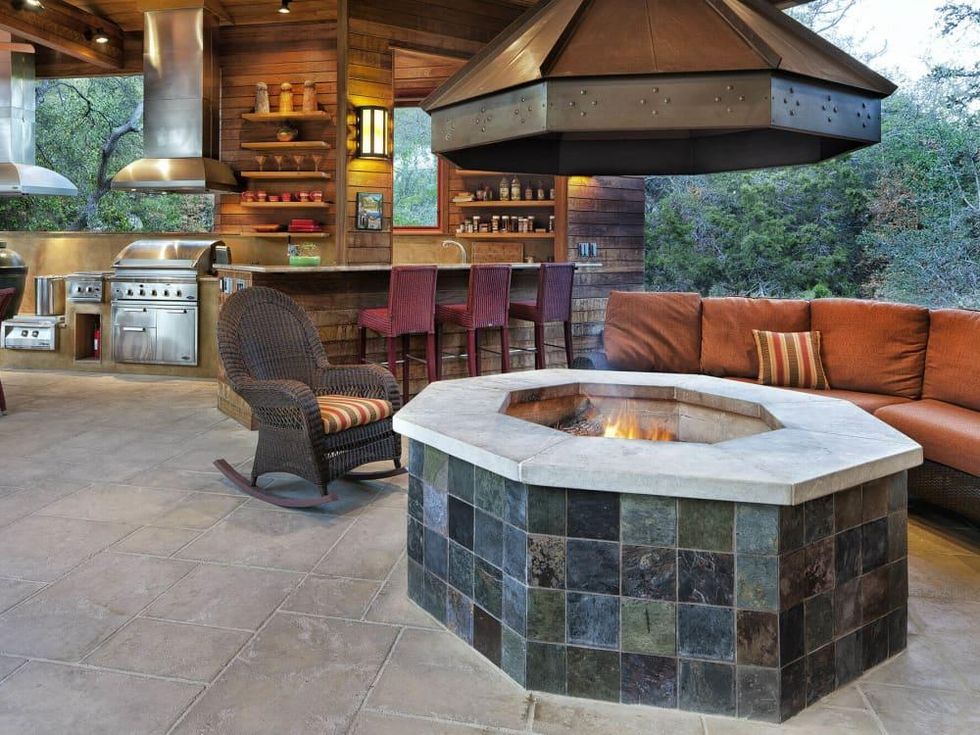 Fire pit backyard home