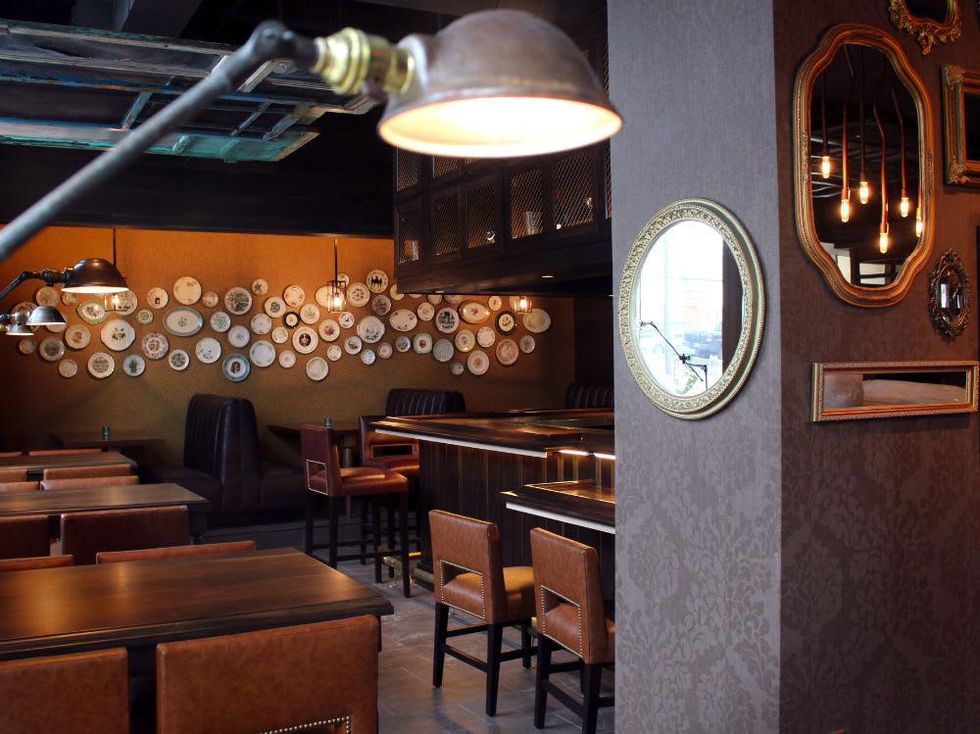 Fixe_Austin restaurant_interior 03_December 2014