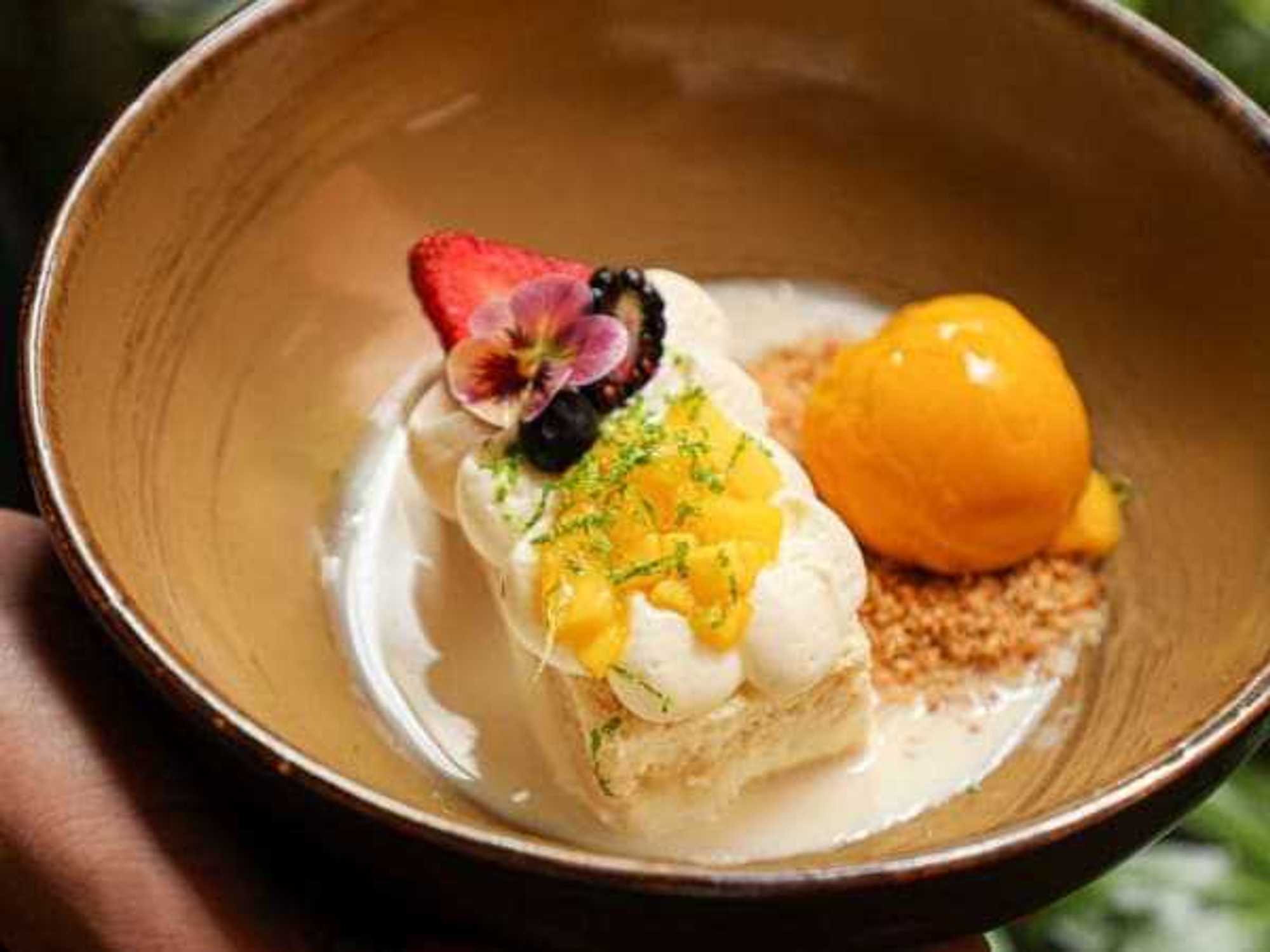 Fonda San Miguel tres leches