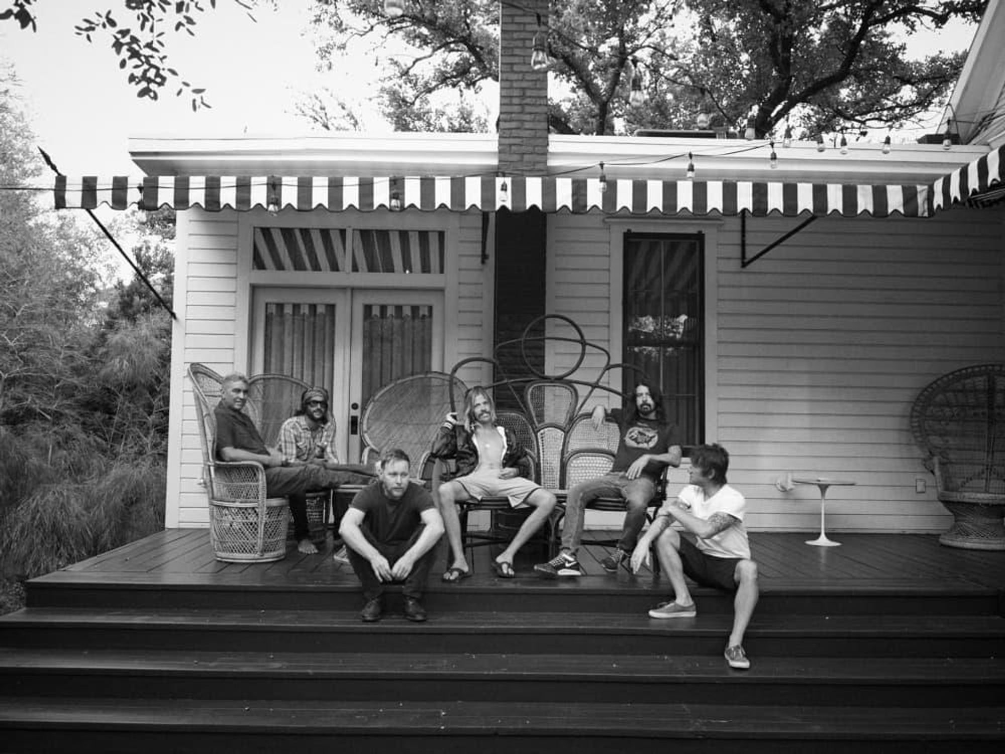 Foo Fighters Hotel Saint Cecilia porch album release 2015