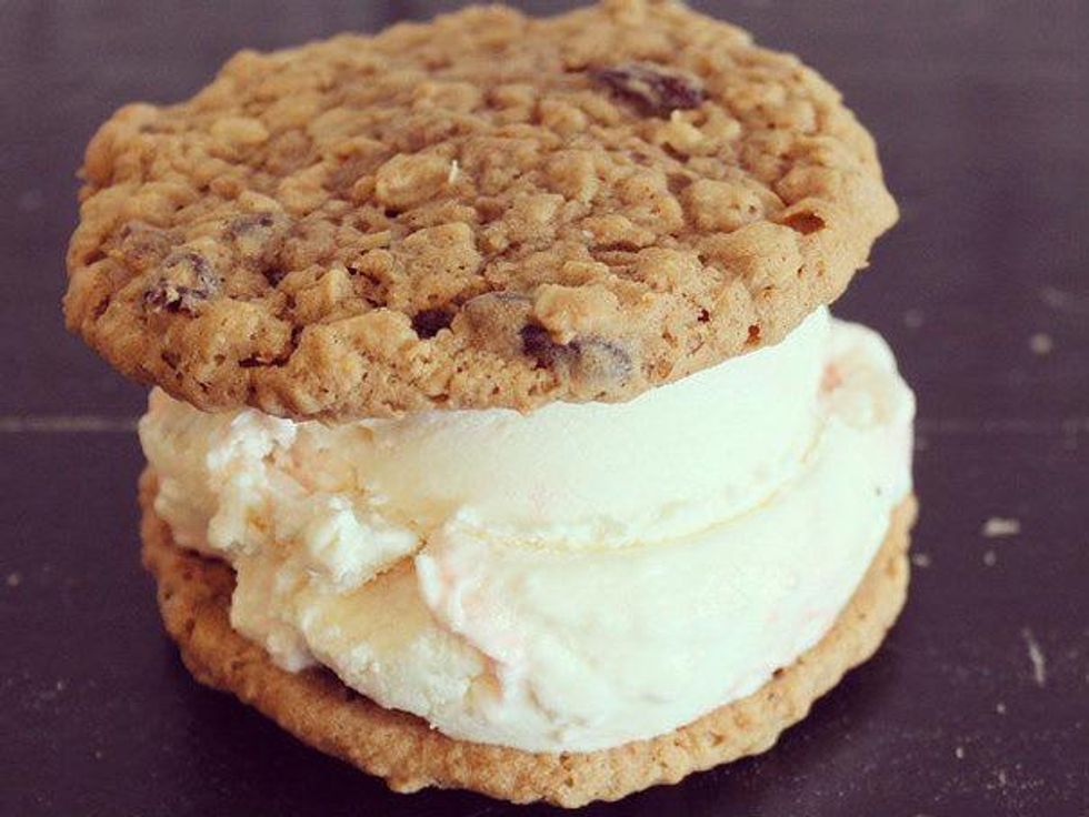 Food_and_Drink_ACL_Eats_Coolhaus_Cindy_Sept_2013