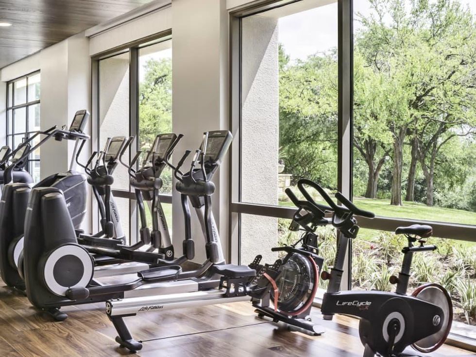 Four Seasons Austin fitness room