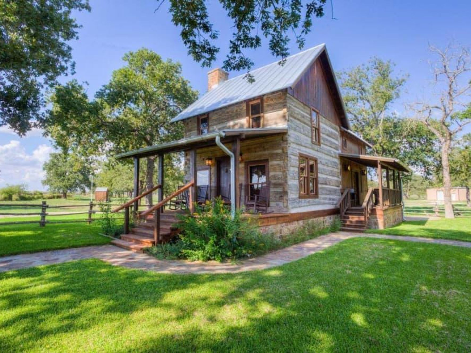 Fredericksburg house downtown