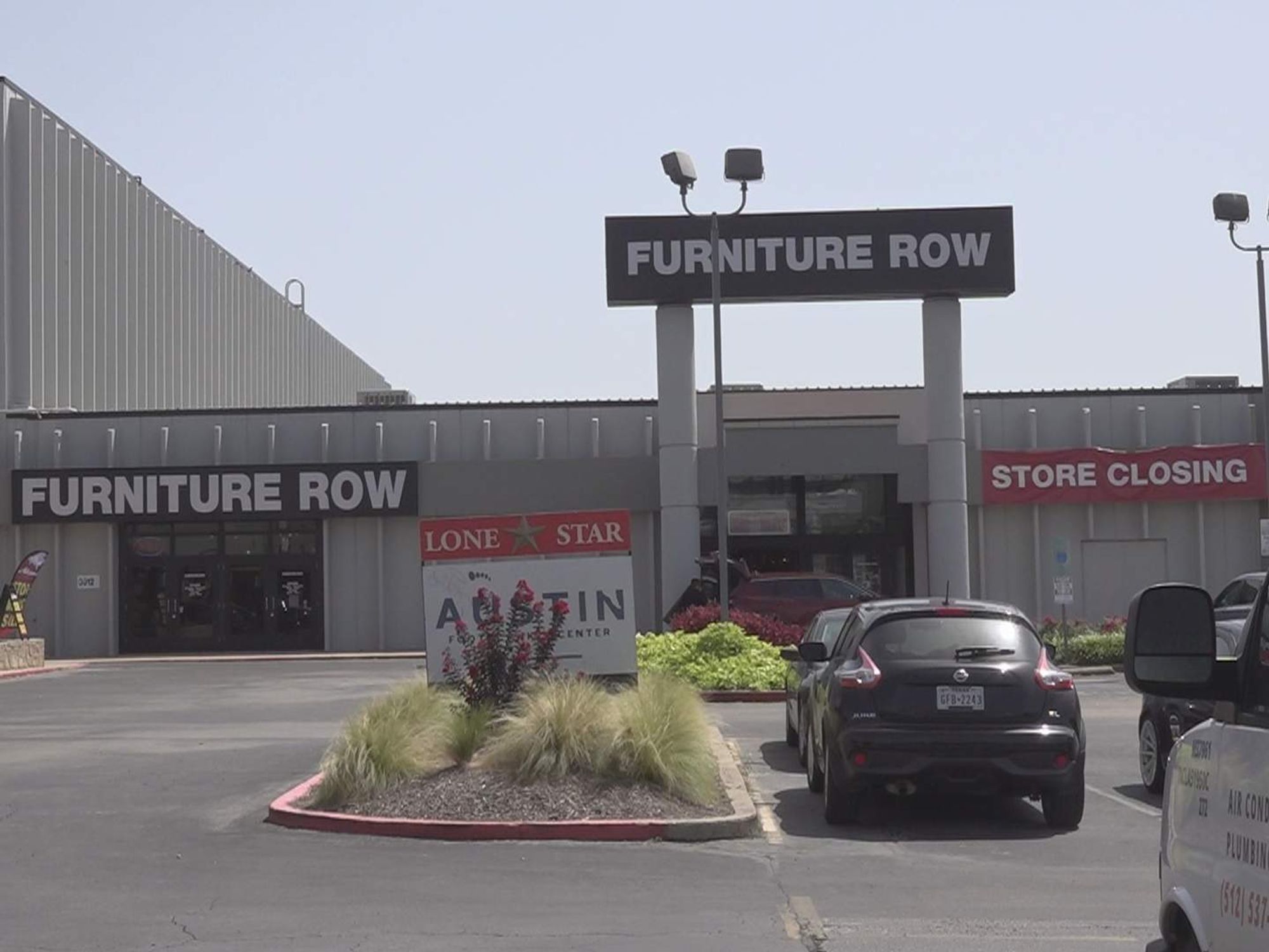 Furniture Row Austin exterior