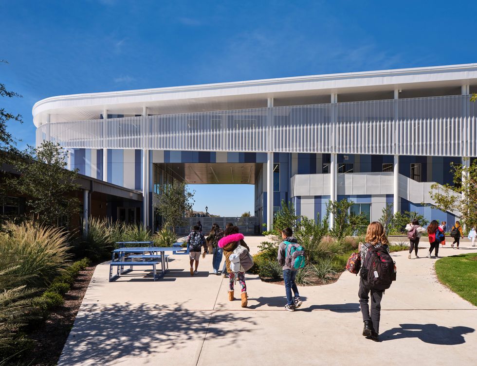 General Marshall Middle School by LPA