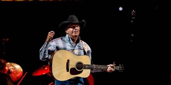 Country music radio station takes over 'throwbacks' frequency in Austin - Vimarsana News