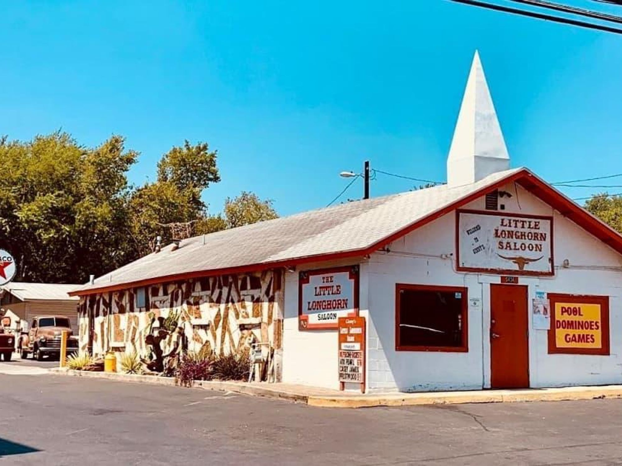 Ginny's little longhorn saloon chicken shit bingo