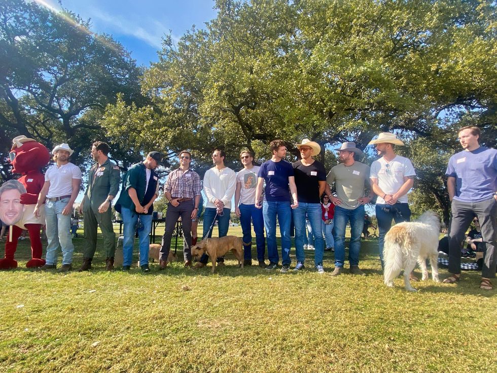 Glen Powell look-alike contest