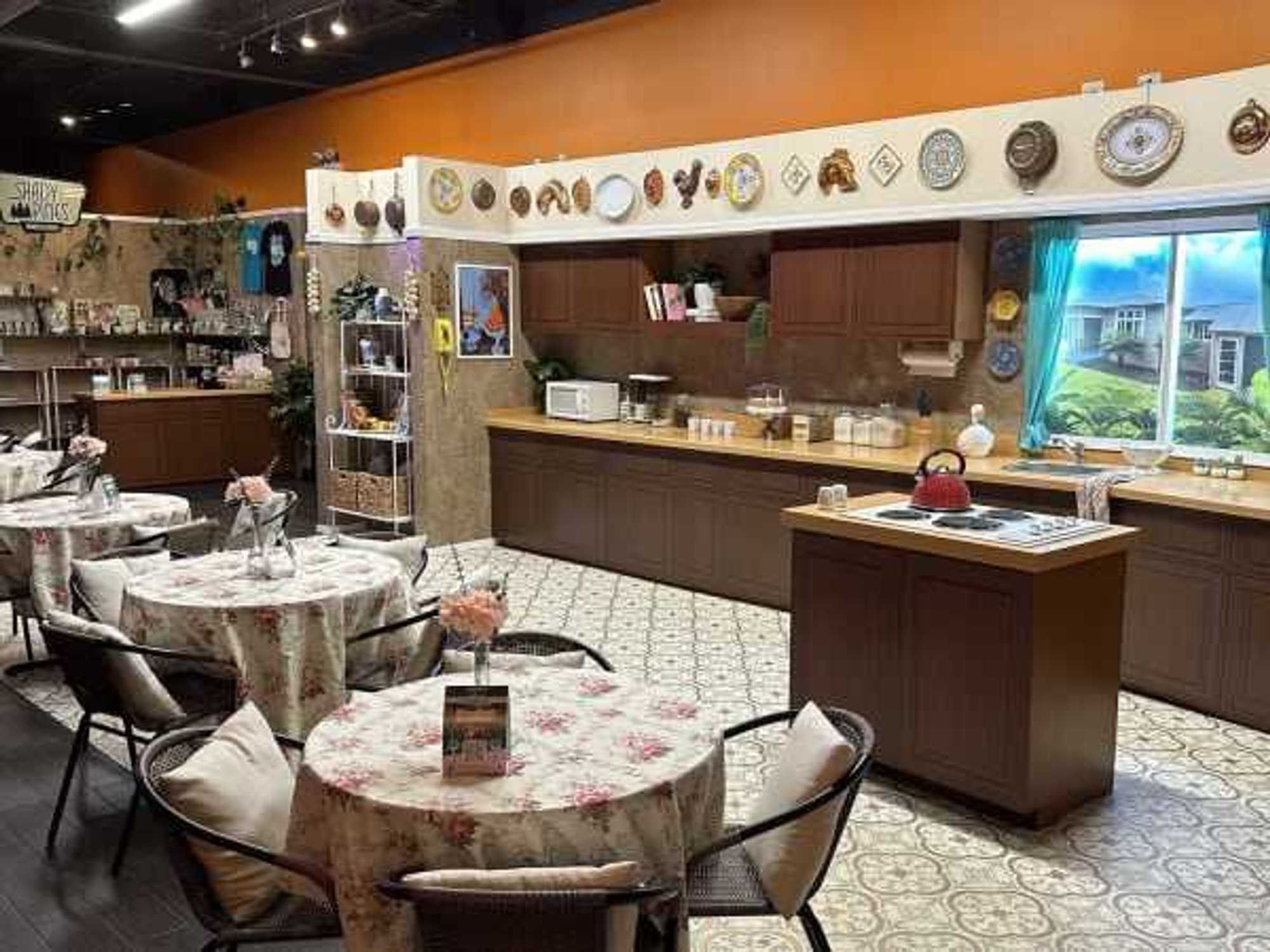 Golden Girls Kitchen pop-up