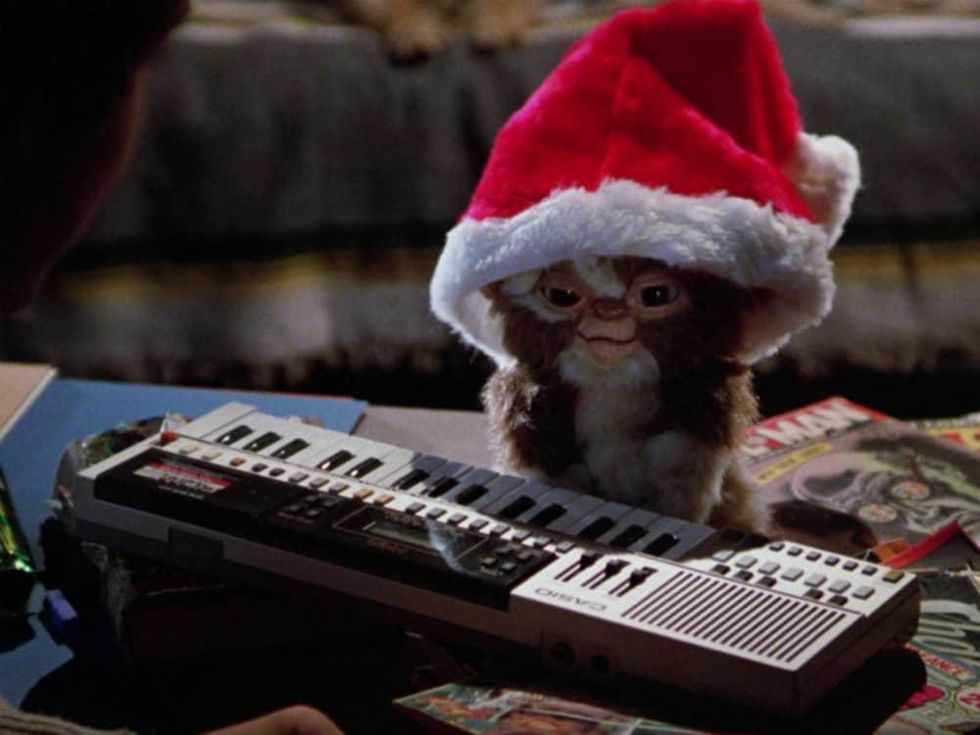 Gremlins_Gizmo_Christmas_Santa hat