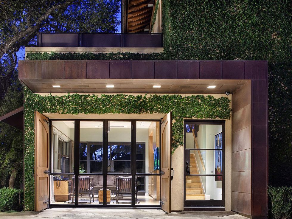 guest house 2800 Stratford