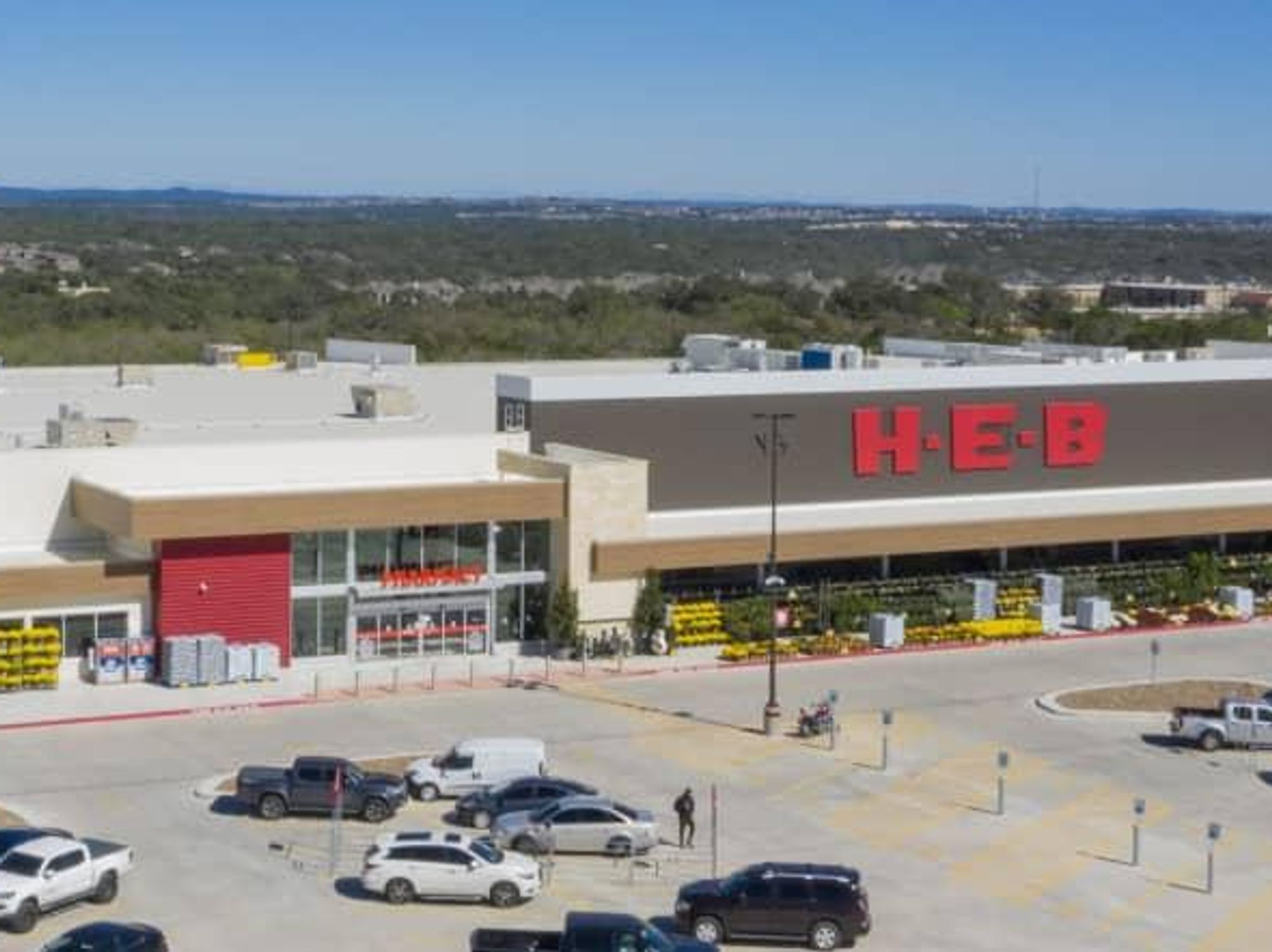 H-E-B exterior grocery store logo Far West Side San Antonio