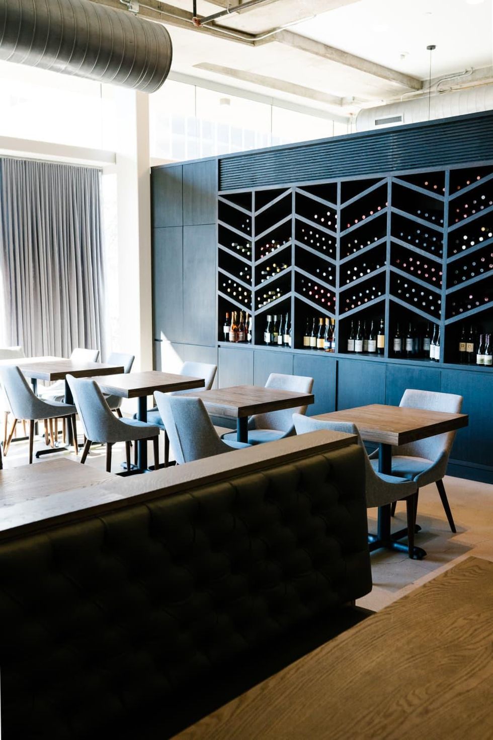 hestia dining room table