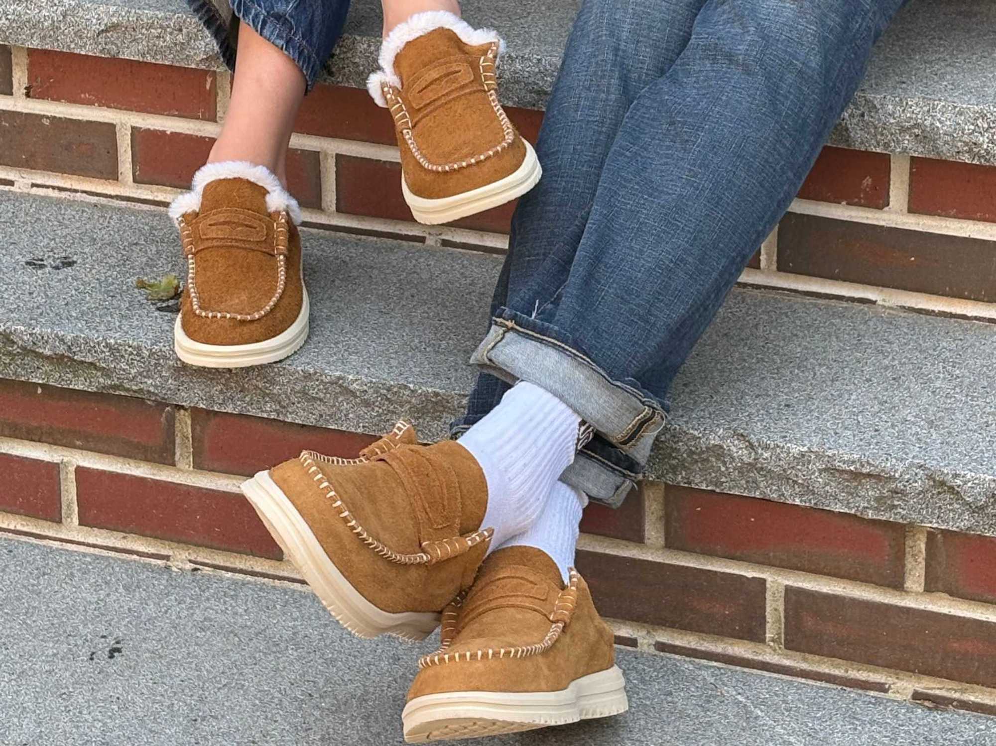 heydude men's and women's shoes