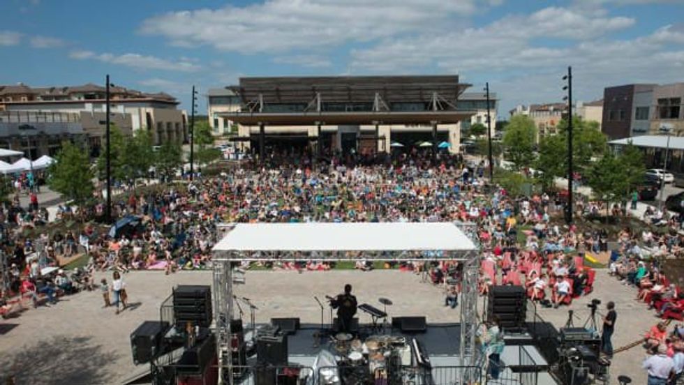 Hill Country Galleria Saturday Night Concert Series