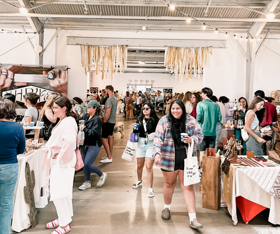 Holiday Vibe Market | Austin