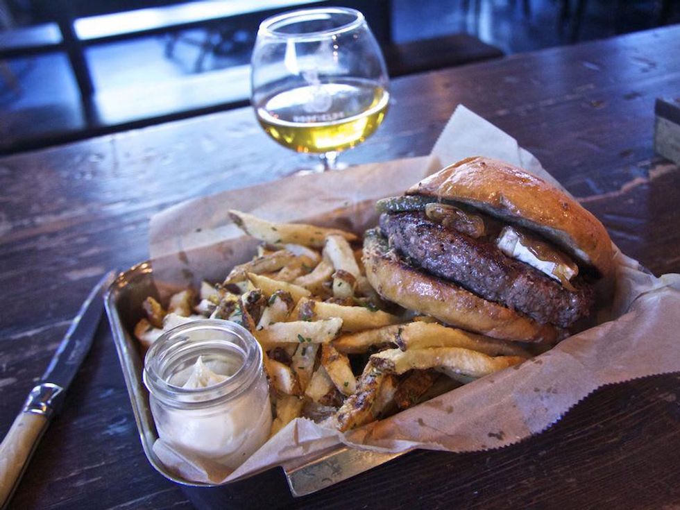 Hopfields Austin hamburger