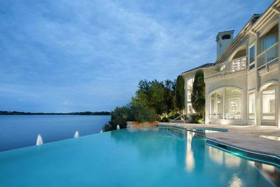 Horseshoe Bay Marc Serrif home