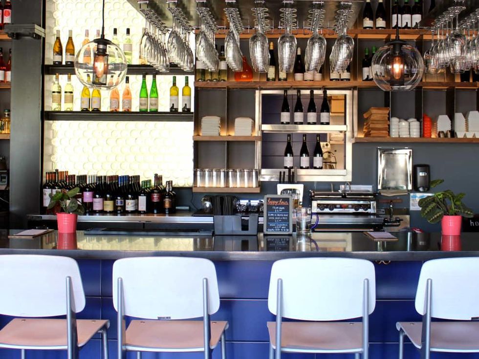 Hotel Eleven 11th Street Austin 2016 bar