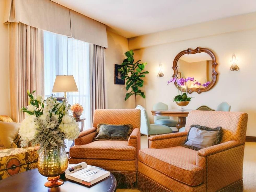 Hotel Granduca Austin opening 2015 suite