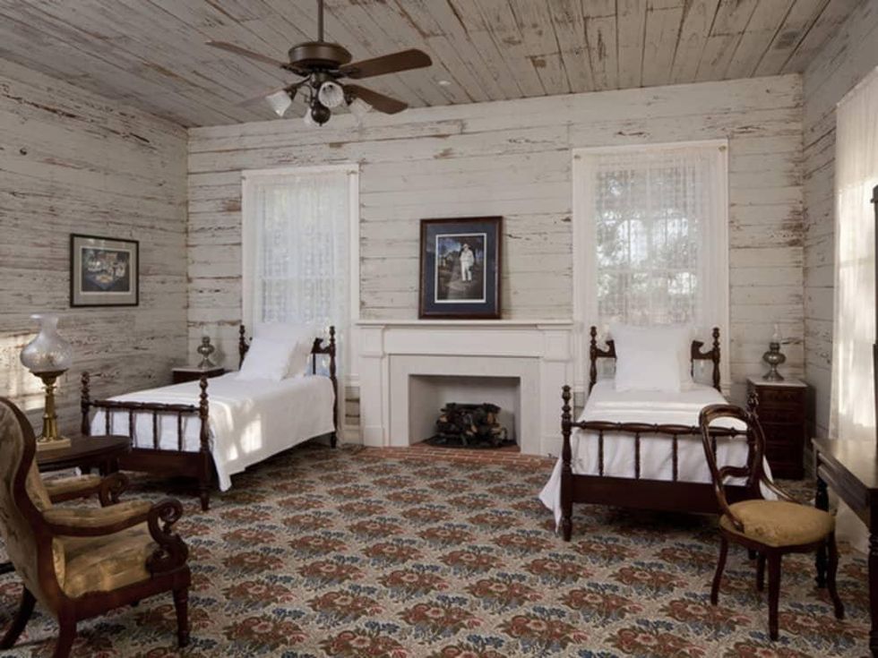 Houzz Austin house home plantation