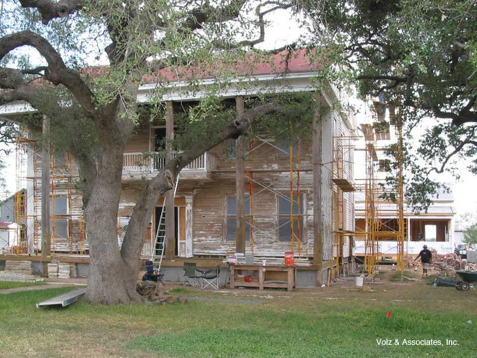 Houzz Austin house home plantation